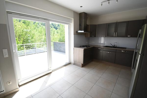 MAISON HERSERANGE 3 CHAMBRES - SALLE DE JEUX - 3 SALLES DE BAIN - GARAGE - TERRAIN - VUE GOLF