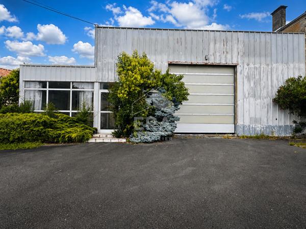 GARAGE / ENTREPOT 300m2