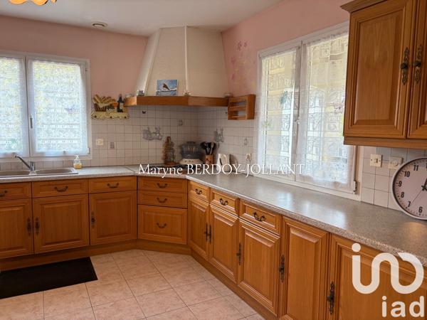 Maison à vendre 4 pièces 108 m² Sauveterre-Saint-Denis