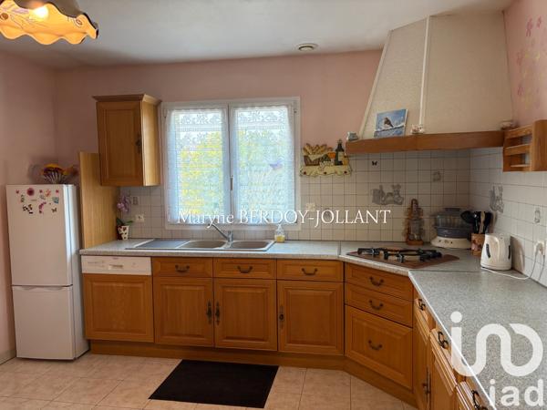 Maison à vendre 4 pièces 108 m² Sauveterre-Saint-Denis