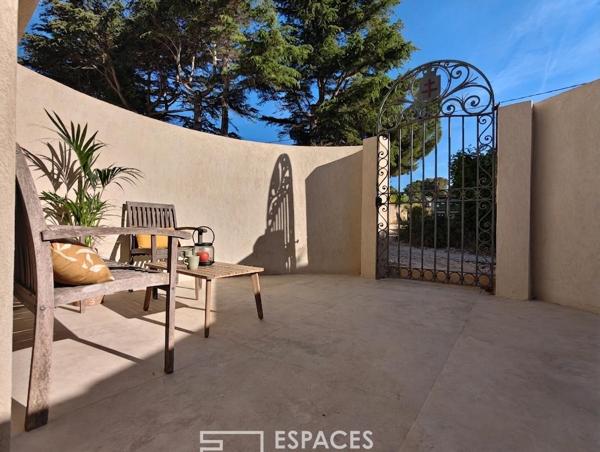 Appartement contemporain avec jardin