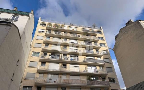 Appartement à vendre    1 pièce • 30 m2 Paris 15