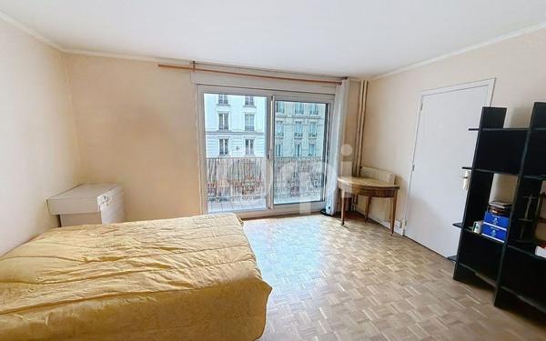 Appartement à vendre    1 pièce • 30 m2 Paris 15