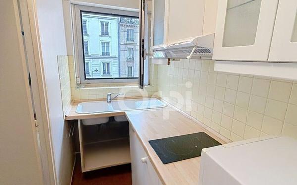 Appartement à vendre    1 pièce • 30 m2 Paris 15