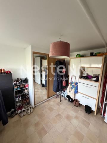 Maison 5 pièces, 114 m2 Maromme - proche commerces et commodités - très lumineuse - terrasse sans vis-à-vis - A saisir - Proche TEOR - Idéal famille - rare à la vente - A visiter rapidement - maison mitoyenne - Rangements - chambre au rdc
