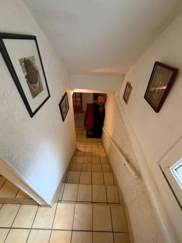 Maison 5 pièces, 114 m2 Maromme - proche commerces et commodités - très lumineuse - terrasse sans vis-à-vis - A saisir - Proche TEOR - Idéal famille - rare à la vente - A visiter rapidement - maison mitoyenne - Rangements - chambre au rdc