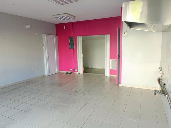 Location Local commercial 2 pièces 42 m2 à Saint-Sébastien-sur-Loire