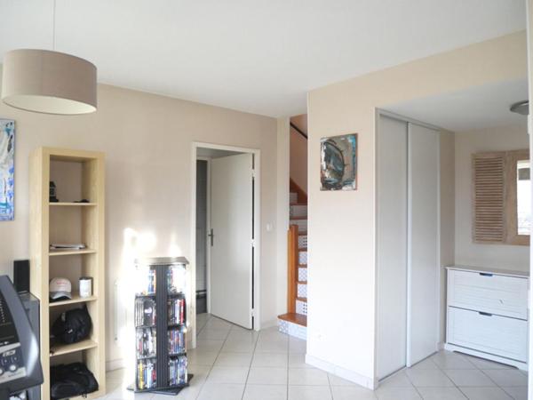 T4 DUPLEX TERRASSE ET PARKING PRIVATIF