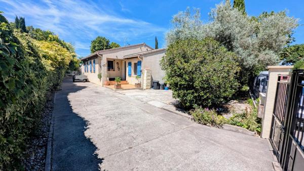 Villa T4 avec piscine et gîte T2 quartier résidentiel