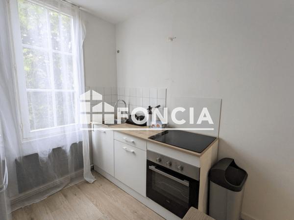 Location Appartement meublé 2 pièces 35.35 m² - 17 rue des Banchais Angers 49000
