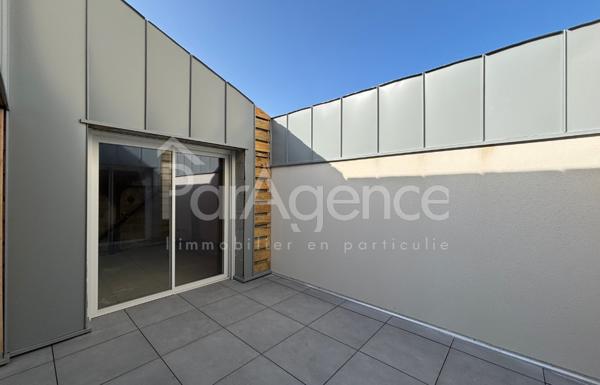 ROYAN APPARTEMENT A AMENAGER CENTRE VILLE ET PLAGE A PIED