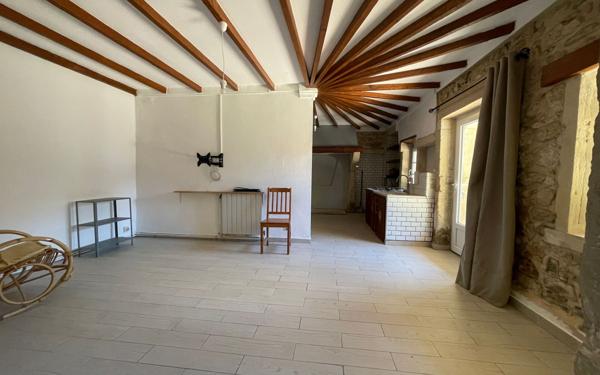 Maison à vendre    9 pièces •  Les Granges-Gontardes