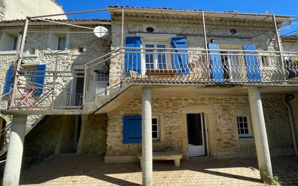 Maison à vendre    9 pièces •  Les Granges-Gontardes