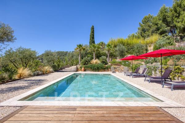 Villa vue mer proche Bandol