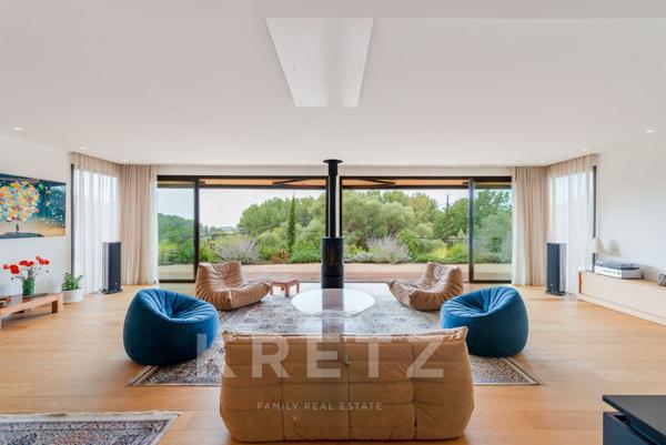 Villa vue mer proche Bandol