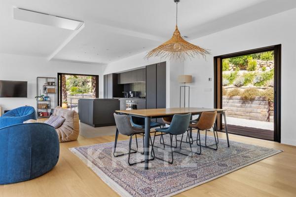 Villa vue mer proche Bandol