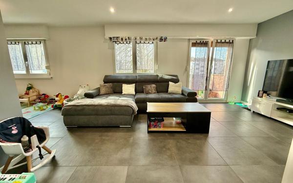 Appartement à vendre    4 pièces • 77,25 m2 La Wantzenau