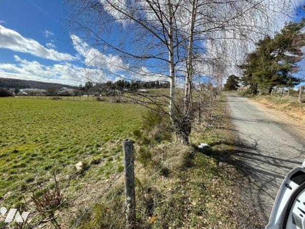 TERRAIN A BATIR A VENDRE A LASBROS