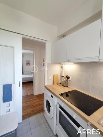 Idéalement situé rue Carnot à Noisy-le-Sec dans le quartier du Triangle d'Or, découvrez ce charmant appartement 3 pièces de 50,88 m² (51,21 m² au sol), lumineux et à l'agencement fonctionnel mettant en valeur son beau parquet et ses moulures au plafond.

Il se compose comme suit: 
Entrée  (7,92 m²) : Un bel espace d'accueil desservant de manière fluide l'ensemble des pièces.
Pièce de vie (11,95 m²) : Un séjour agréable et lumineux.
Espace nuit : Deux belles chambres spacieuses de 11,80 m² (côté rue) et 11,74 m² (côté cour).
Cuisine séparée (4,70 m²) : Indépendante et fonctionnelle.
Sanitaires : Salle de bains et WC indépendants.

Annexe : Une cave privative vient compléter ce bien, offrant un espace de stockage appréciable.

L'appartement est situé dans un quartier calme et résidentiel de Noisy-le-Sec, à proximité de toutes les commodités : commerces, écoles, transports en commun RER E 8 min à pied, tramway T1, bus (105 et 143).

N'hésitez pas à me contacter pour organiser une visite !