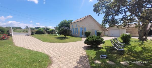 Mirambeau (17150) ENSEMBLE IMMOBILIER AVEC PISCINE