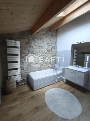 Maison, dépendance et terrain 3000 m²