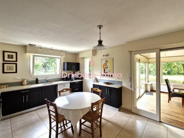 Maison à vendre 6 pièces de 277 m²