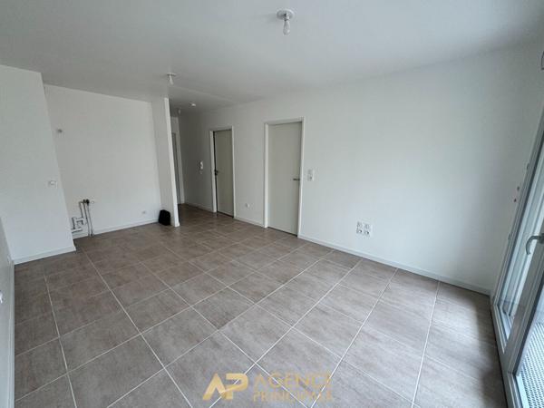 Appartement 2 pièces - 41.23 m2 - La Rochelle Beauregard - Résidence neuve 289 000 € **  - Référence  JH770