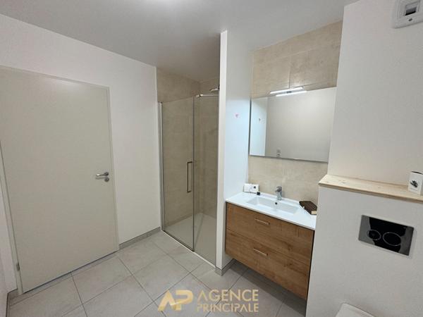 Appartement 2 pièces - 41.23 m2 - La Rochelle Beauregard - Résidence neuve 289 000 € **  - Référence  JH770