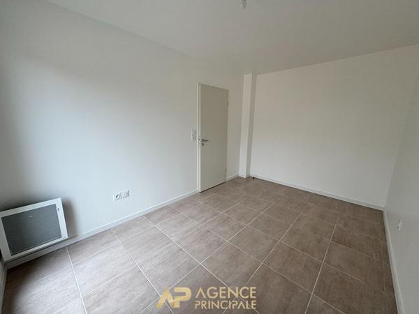 Appartement 2 pièces - 41.23 m2 - La Rochelle Beauregard - Résidence neuve 289 000 € **  - Référence  JH770