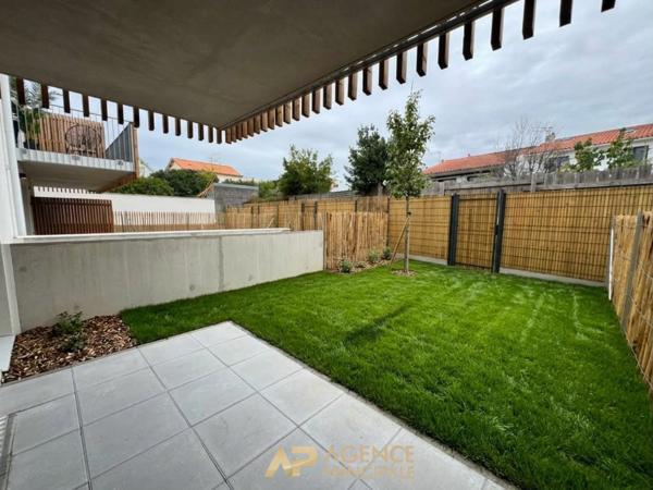 Appartement 2 pièces - 41.23 m2 - La Rochelle Beauregard - Résidence neuve 289 000 € **  - Référence  JH770