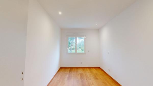 Opportunité Rare ! Entre Saint Germain du bois et Bletterans, Maison Neuve 90 m² + Dépendance de 60 m² sur 1000 m² de Terrain