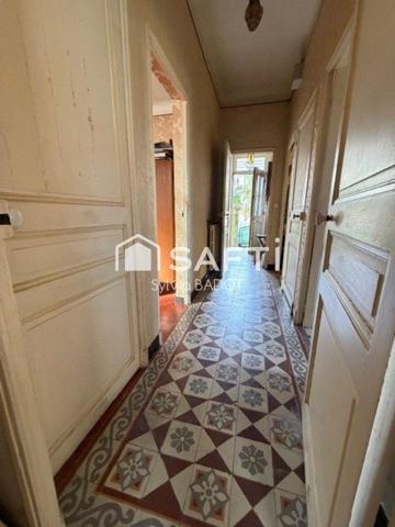 EXCLUSIVITE TOULON CLARET MAISON ANCIENNE DE 136m2 + GARAGE + CAVE