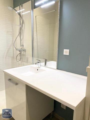 Appartement à louer 1 pièce 37.65m²