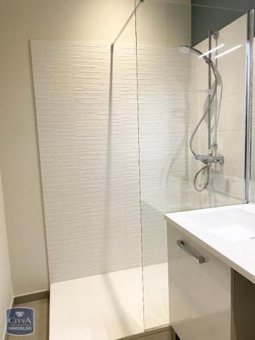 Appartement à louer 1 pièce 37.65m²