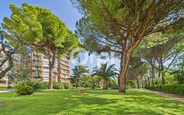 Appartement à vendre    1 pièce • 31,87 m2 Mandelieu-la-Napoule