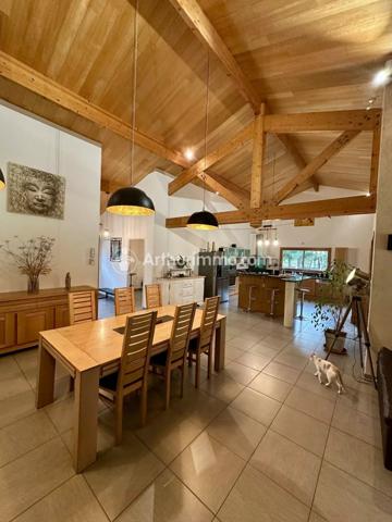 Vente Maison 6 pièces 150 m2 à Neuvic