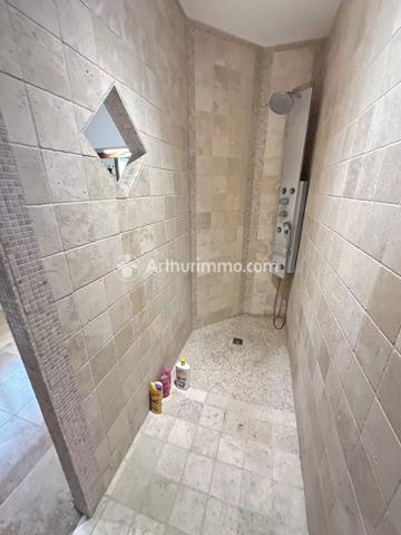 Vente Maison 6 pièces 150 m2 à Neuvic