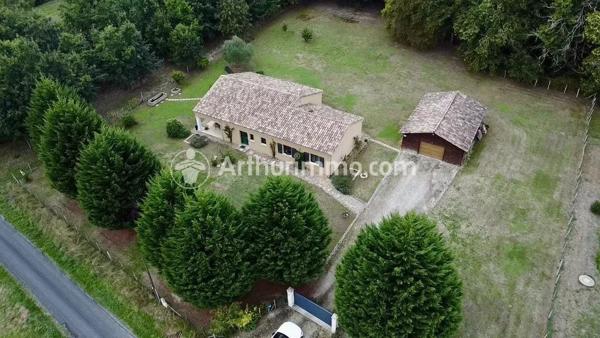 Vente Maison 6 pièces 150 m2 à Neuvic