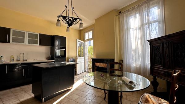Maison de maître Les Rosiers-Sur-Loire 184 m2 Gennes val de loire