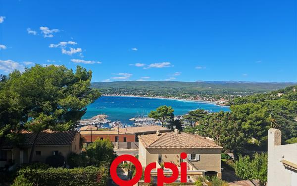 Appartement à vendre    3 pièces • 84 m2 Saint-Cyr-sur-Mer