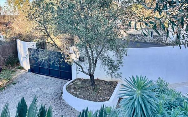 Maison à vendre    4 pièces •  Montpellier