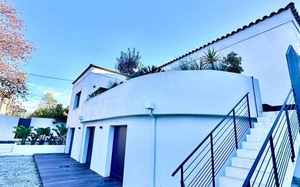 Maison à vendre    4 pièces •  Montpellier