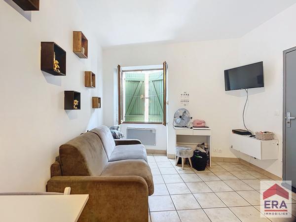 VENDU LOUE  appartement 1 pièce 17m2 13008 Marseille  Secteur le Rouet