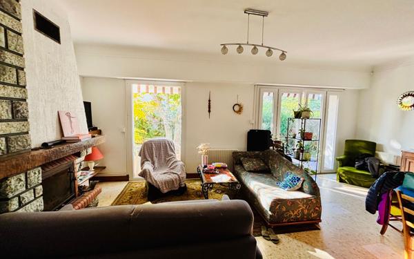 Maison à vendre    4 pièces •  Vic-en-Bigorre