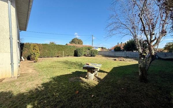 Maison à vendre    4 pièces •  Vic-en-Bigorre