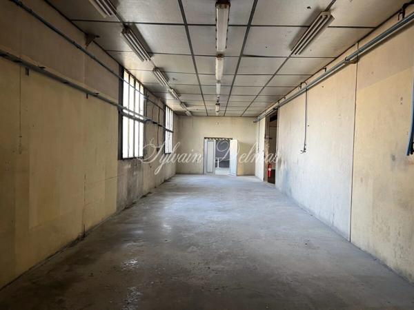 Local/bureau à vendre NAZELLES NEGRON (37)