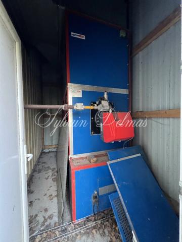 Local/bureau à vendre NAZELLES NEGRON (37)