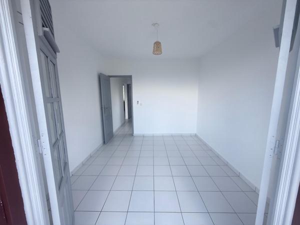 Location T3 à Baie-Mahault