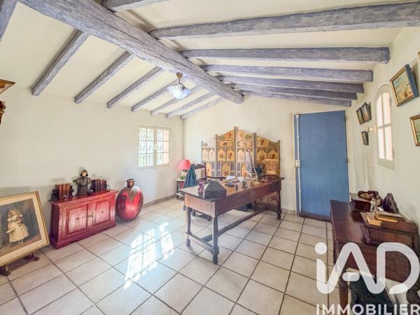 Maison à vendre 8 pièces 233 m² Roquebrune-sur-Argens