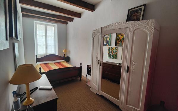 Maison à vendre    6 pièces •  Montpezat-de-Quercy